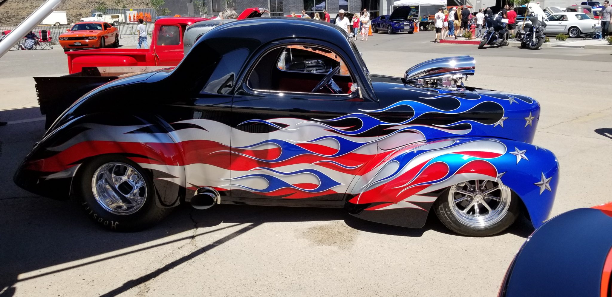 vintage car with USA flag pattern